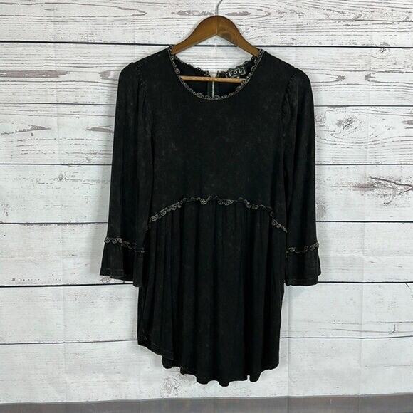 POL Top Shirt Tunic Womens Medium Black Oversized Faded Distressed Boxy Boho - Picture 1 of 12